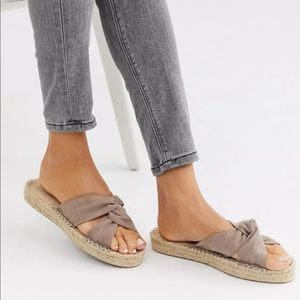 Brand new ASOS knotted mule espadrilles (US7)